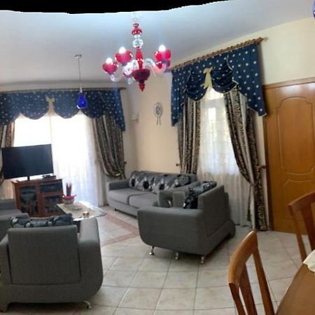 Christina'S House With 2 Bedrooms And Free Parking Gjirokastër المظهر الخارجي الصورة